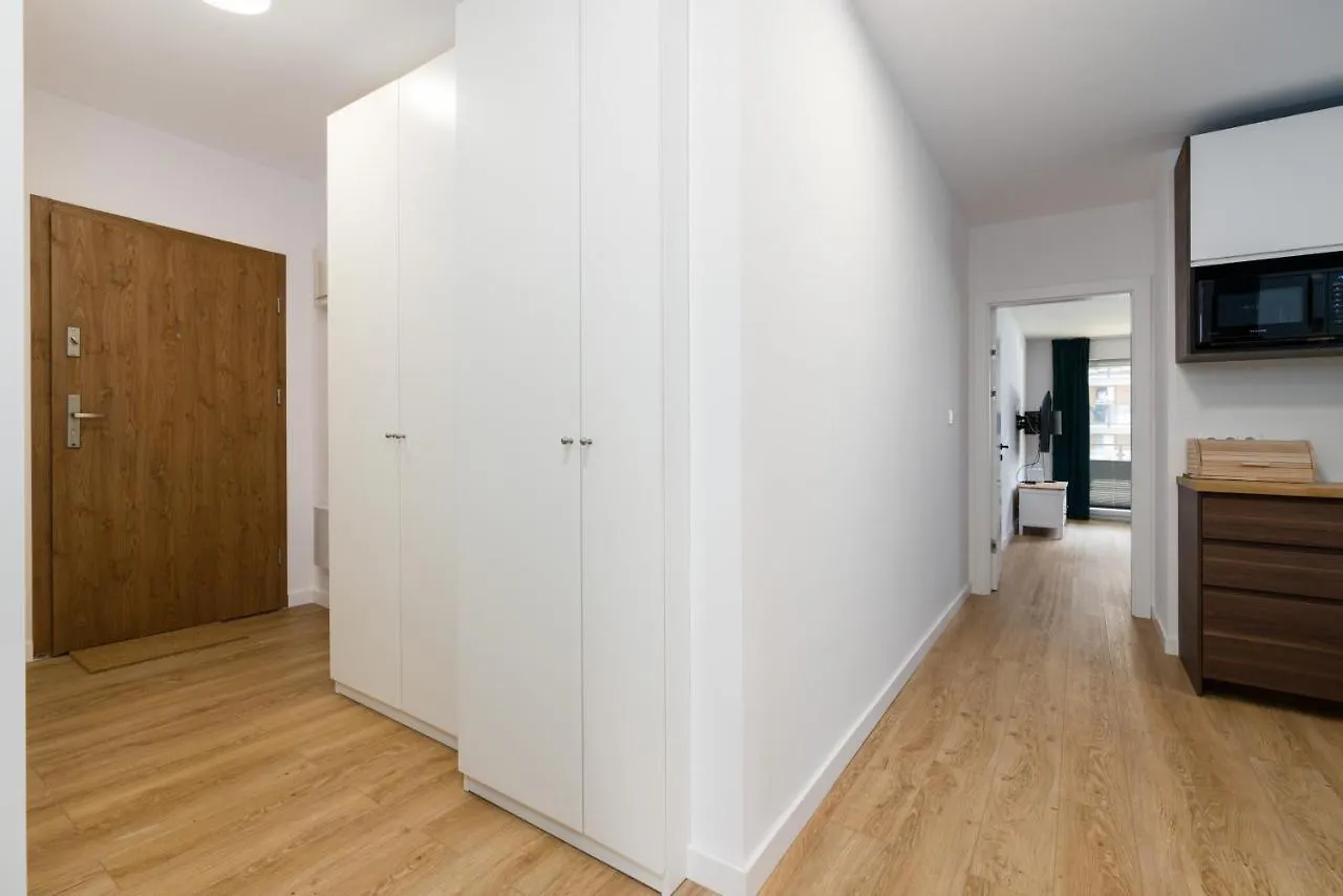 Krauthofera Apartment With Balcony Poznan By Renters